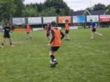 Training ST D.Z.C. '09/S.K.N.W.K. JO15-1 van dinsdag 3 juni 2025 (38/41)